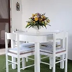 La Maisonette