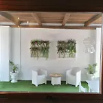 La Maisonette